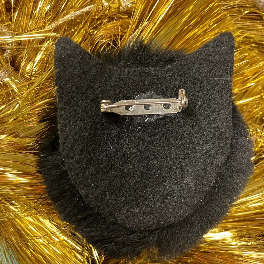 Handmade kitsch Rushton style black kitty cat face brooch by Wild Gravity - Picture 3 of 4
